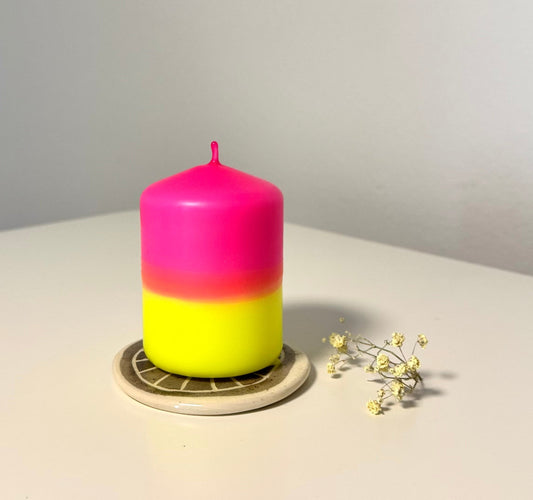 Handgefärbte Dip Dye Stumpenkerze | neon - gelb & neon - pinkCeris