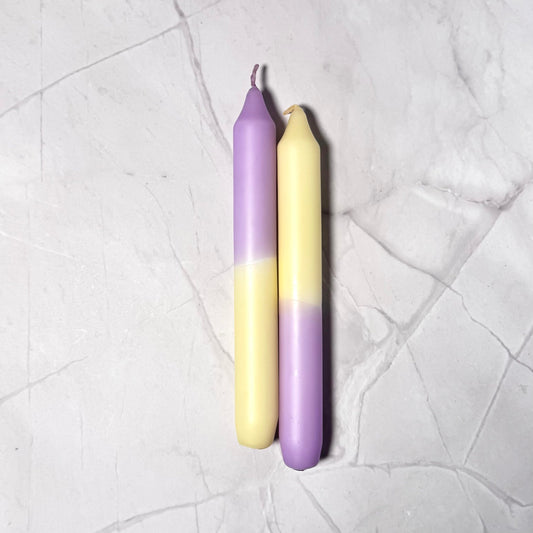 Handgefärbte Dip Dye Stabkerze | hellgelb & fliederCeris