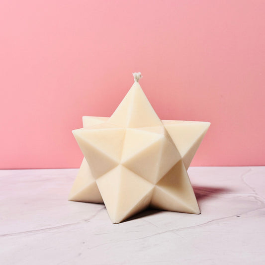 Handgemachte XL Kerze in Sternform aus RapswachsCeris